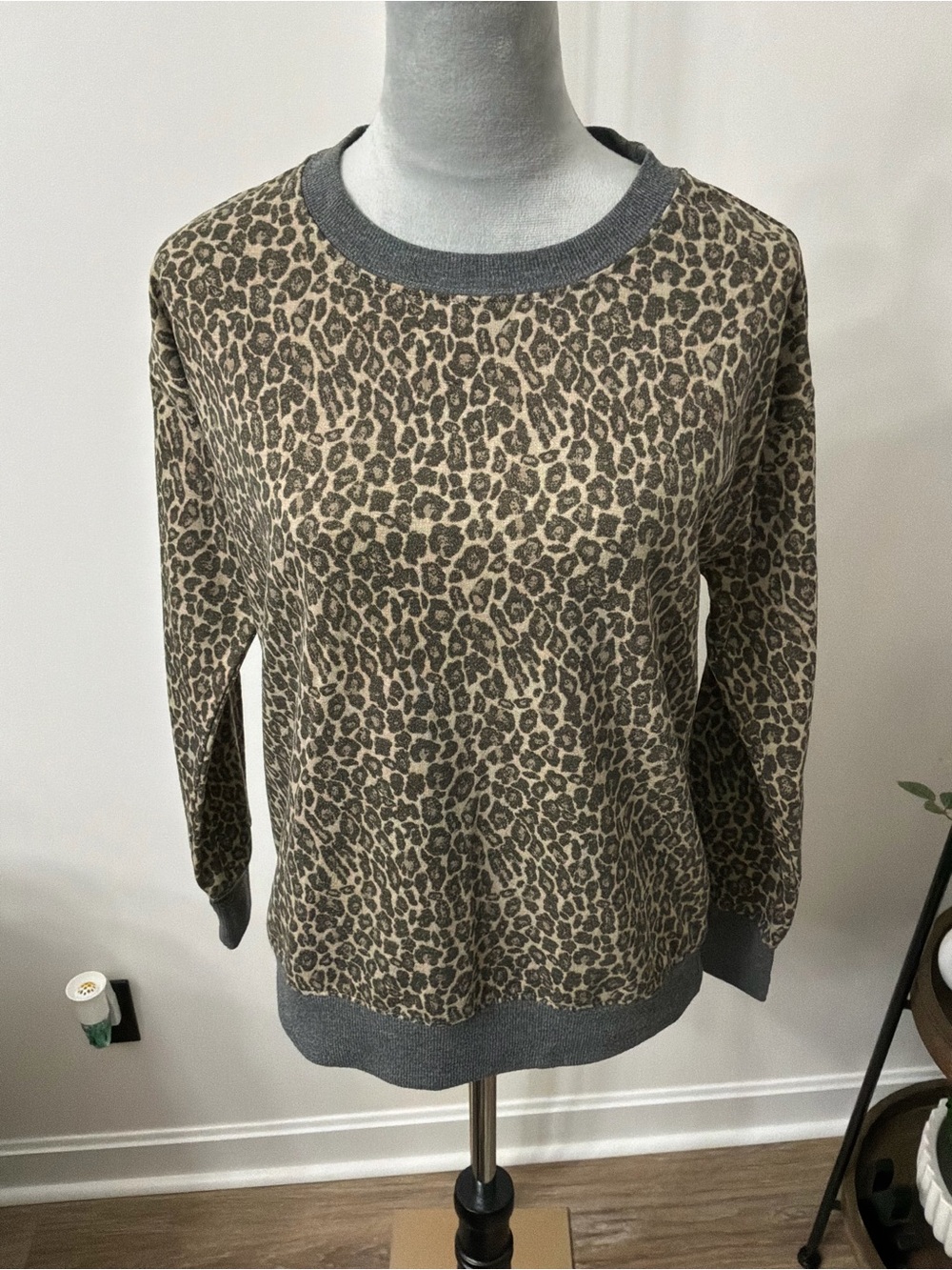 Splendid Leopard Crewneck Sweater in Taupe and Gray